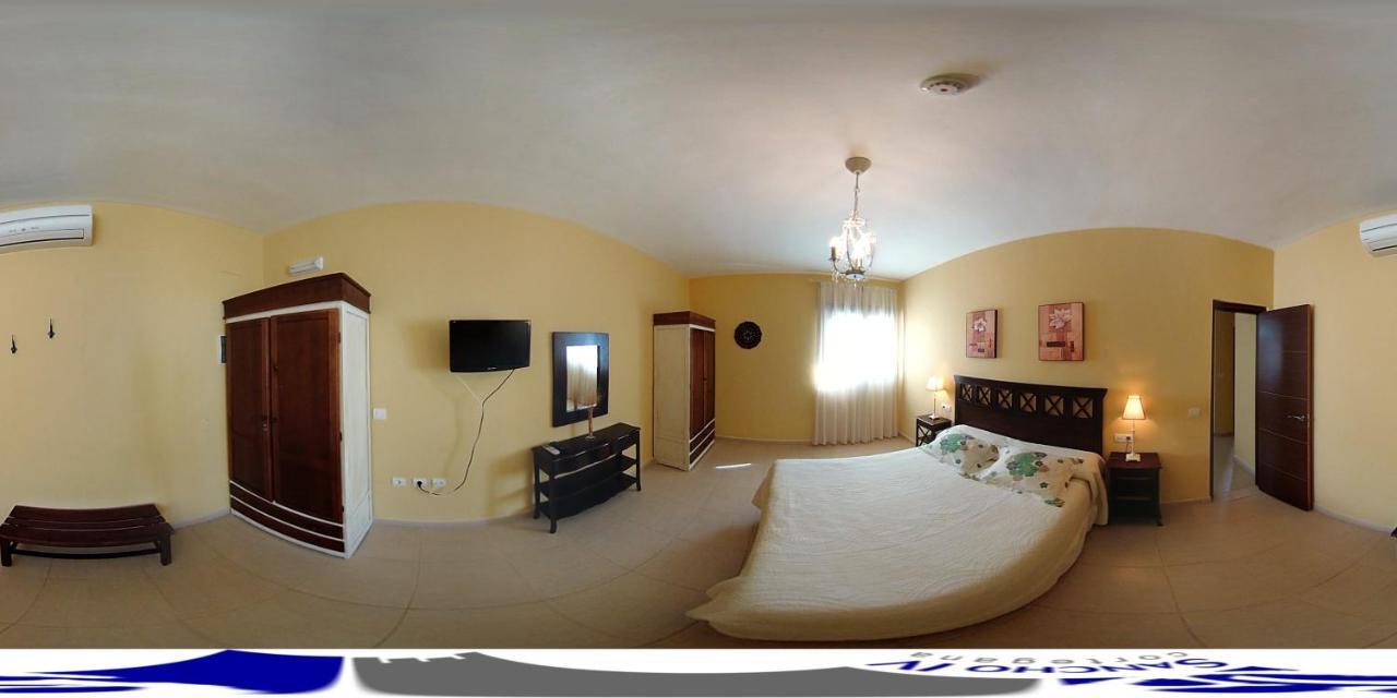 Apartamentos Sancho IV กอร์เตกานา ภายนอก รูปภาพ