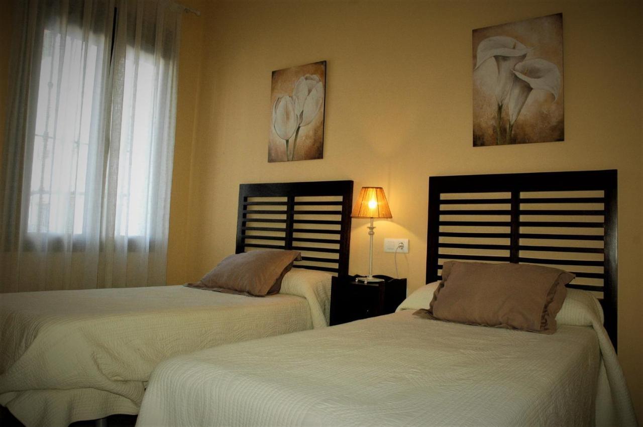 Apartamentos Sancho IV กอร์เตกานา ภายนอก รูปภาพ