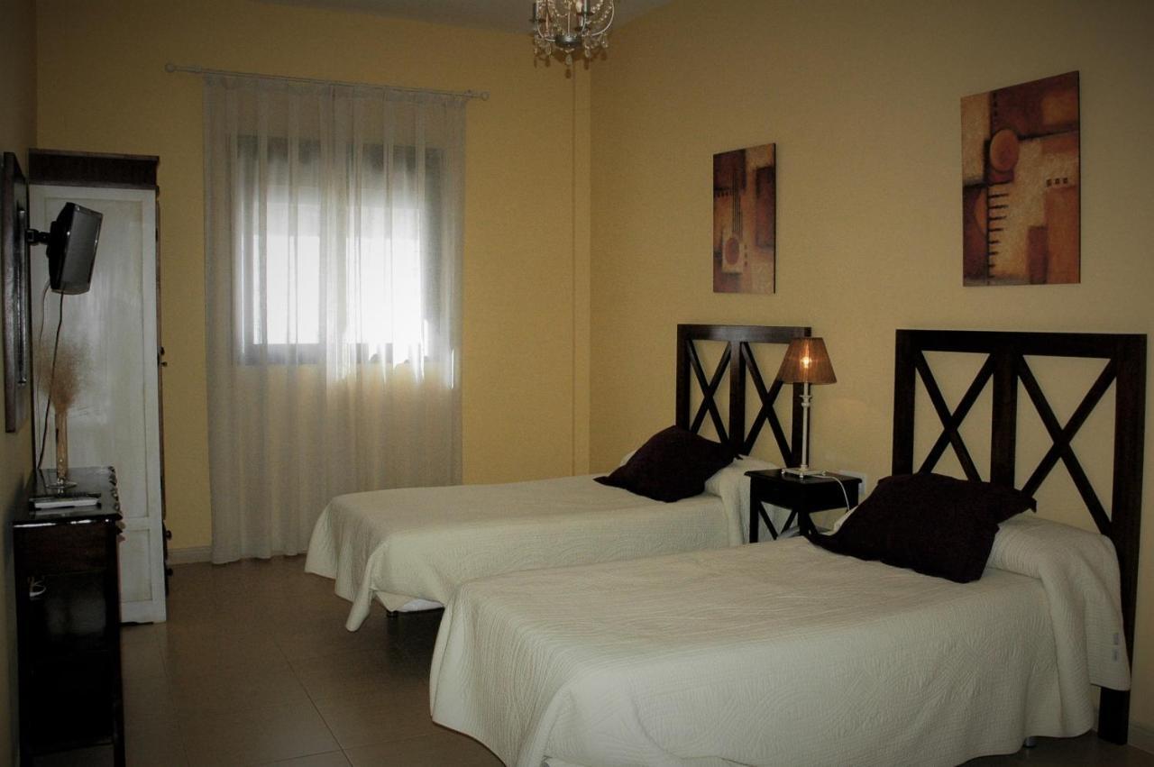 Apartamentos Sancho IV กอร์เตกานา ภายนอก รูปภาพ