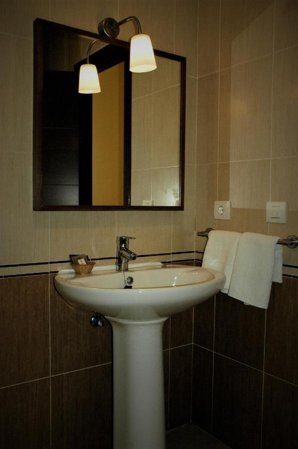 Apartamentos Sancho IV กอร์เตกานา ภายนอก รูปภาพ